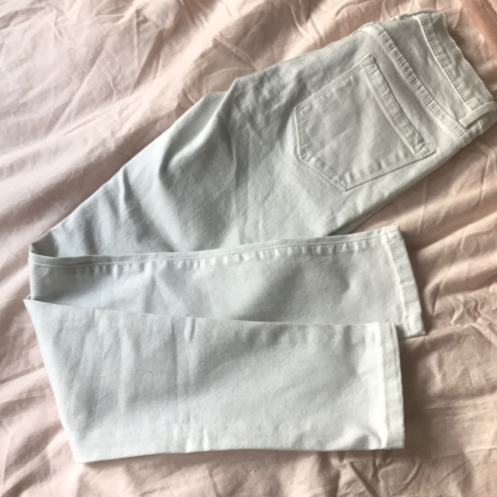 🐚 Brandy white skinny jeans